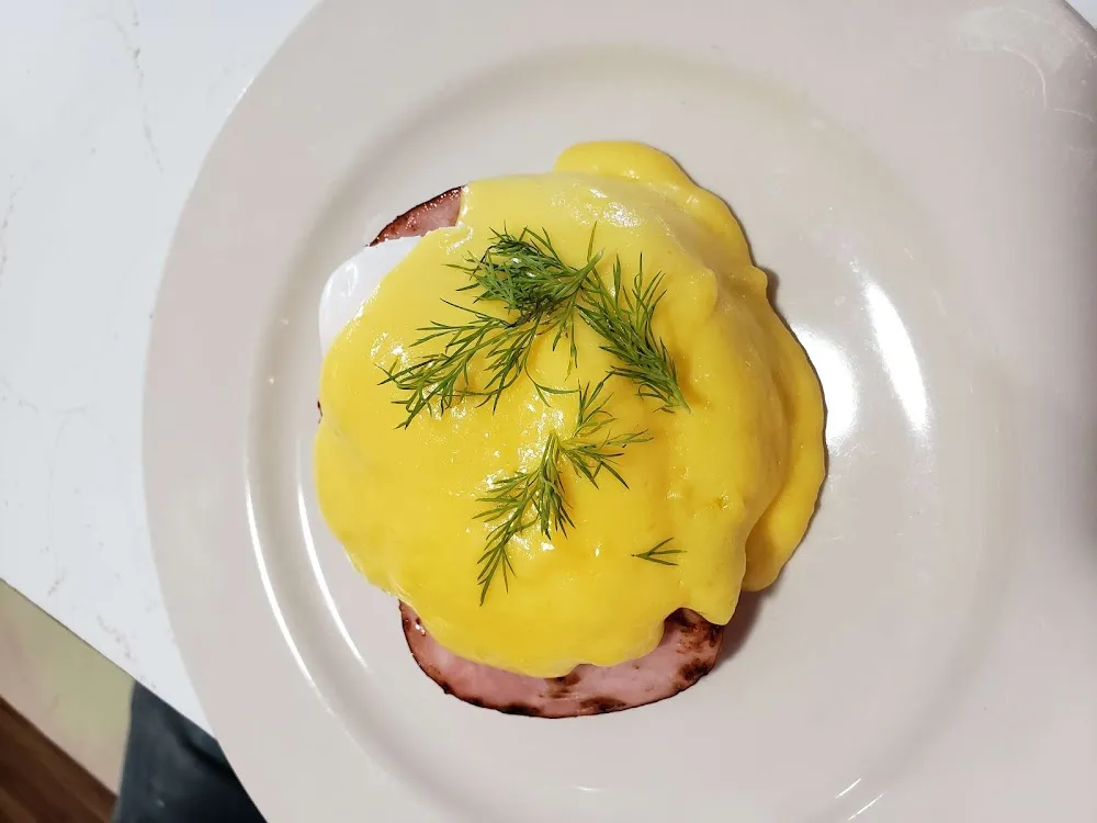 Eggs Benedict